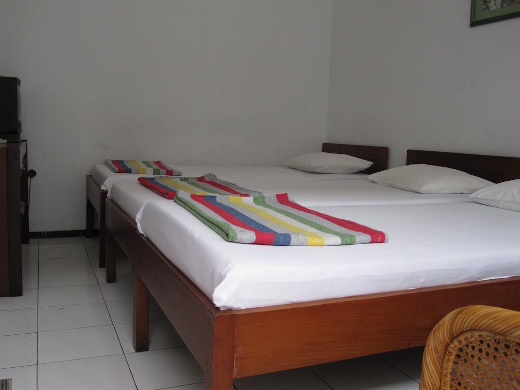 Hotel Tosari Malang Rum bild